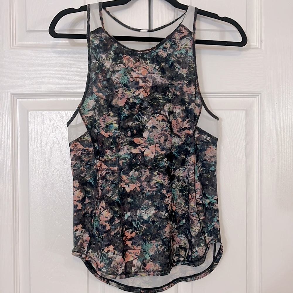 Lululemon Sculpt Tank